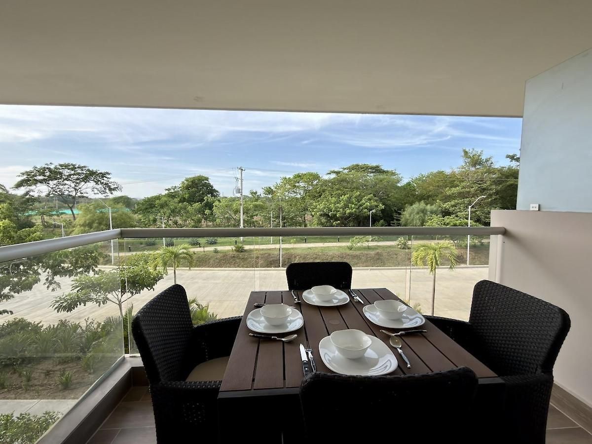 En Baia Kristal Con Vista Al Bosque Cartagena