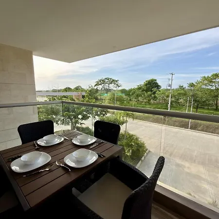 Apartamento En Baia Kristal Con Vista Al Bosque *