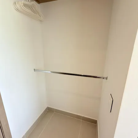 En Baia Kristal Con Vista Al Bosque Apartamento